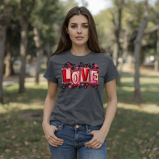 Love Graphic Tee – Valentine’s Day Comfort Colors T-Shirt